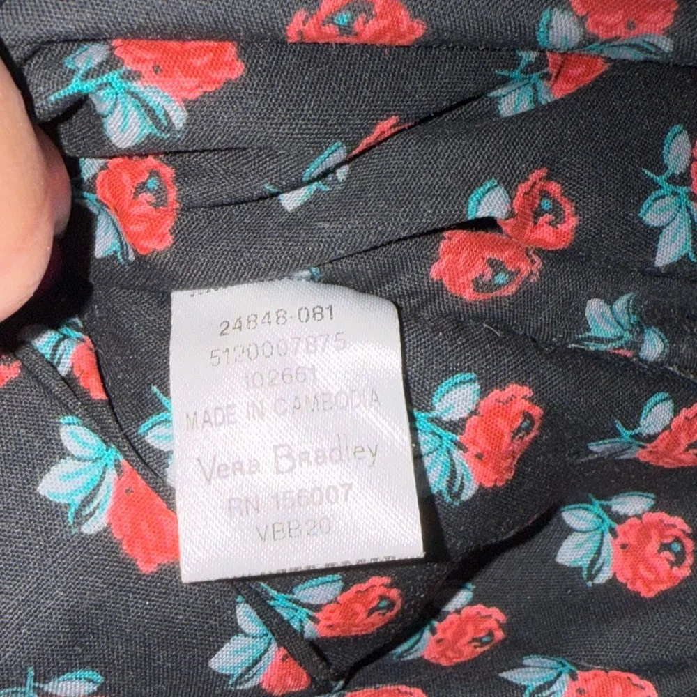 Vera Bradley Crossbody Bag Black Quilted Fabric Adjustable leather Strap - Picture 7 of 9